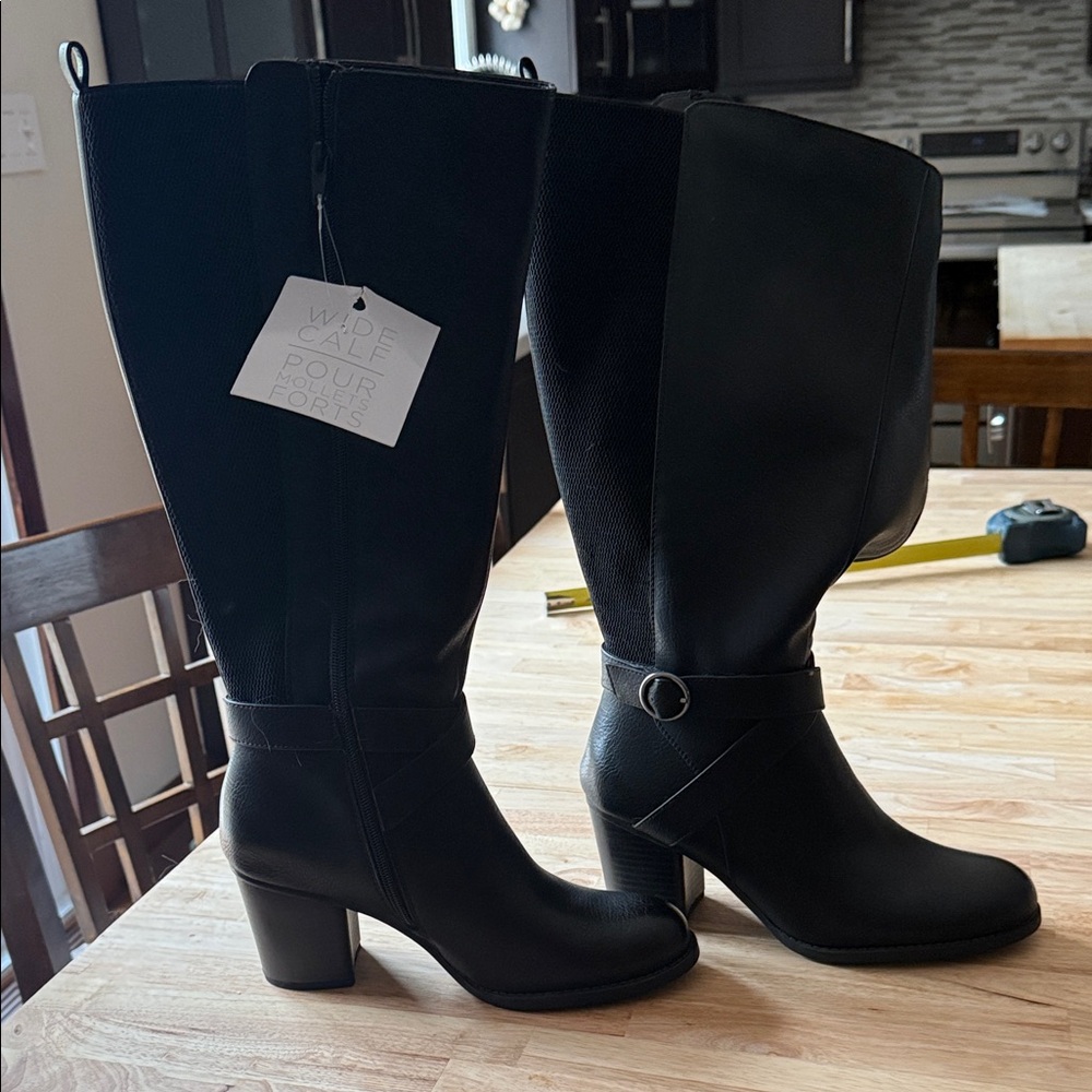 Naturalizer Black Heeled Boots